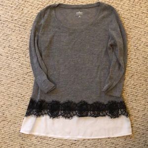Mixed material sweater with lace detail